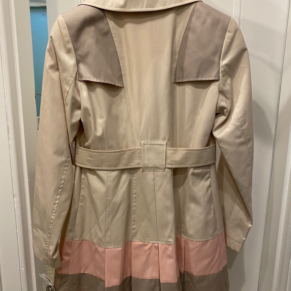 Via Spiga Women’s Trench Coat w/ Color-Block Hem